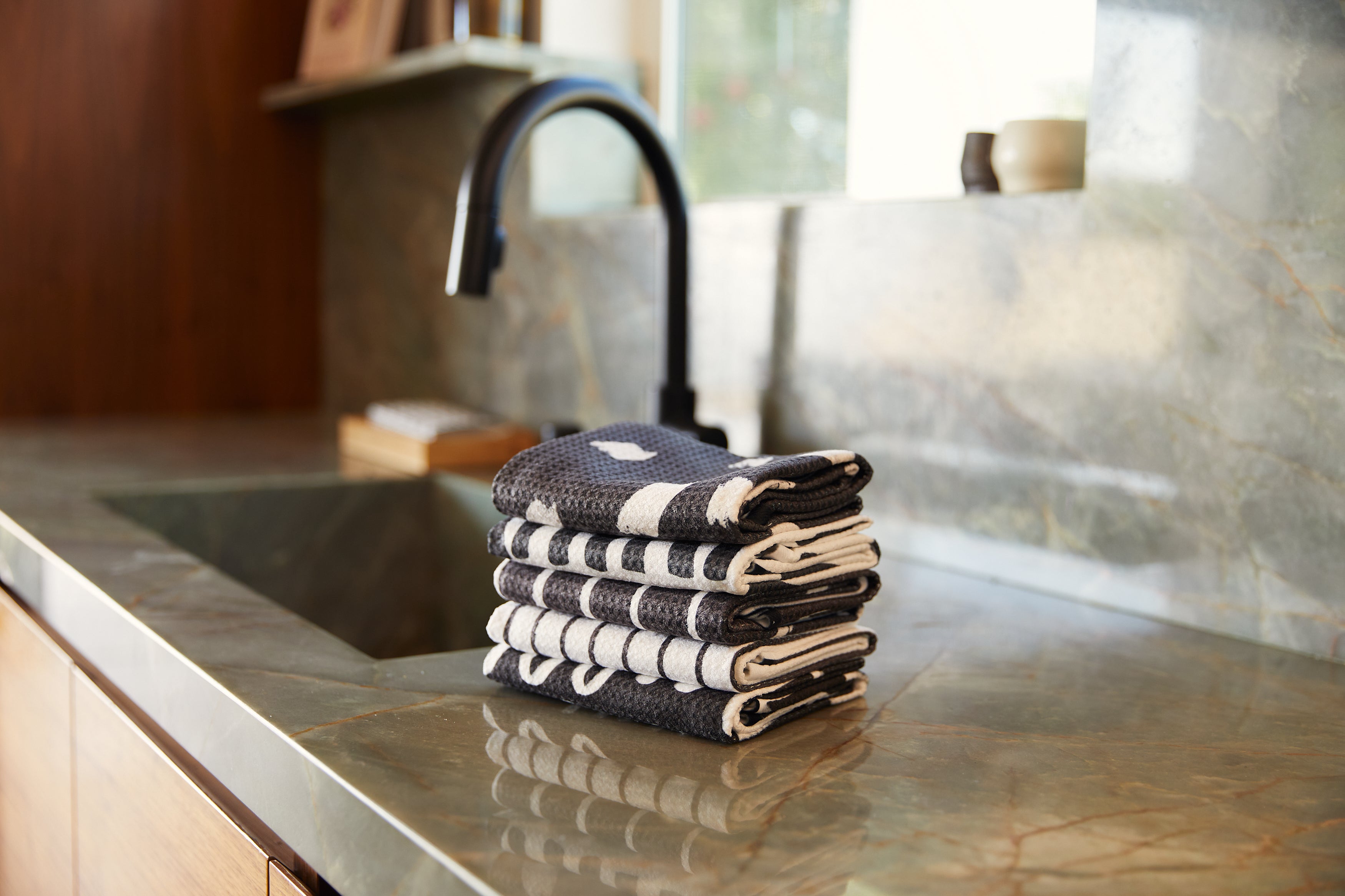Geometry Kitchen Towels Review + Coupon Code